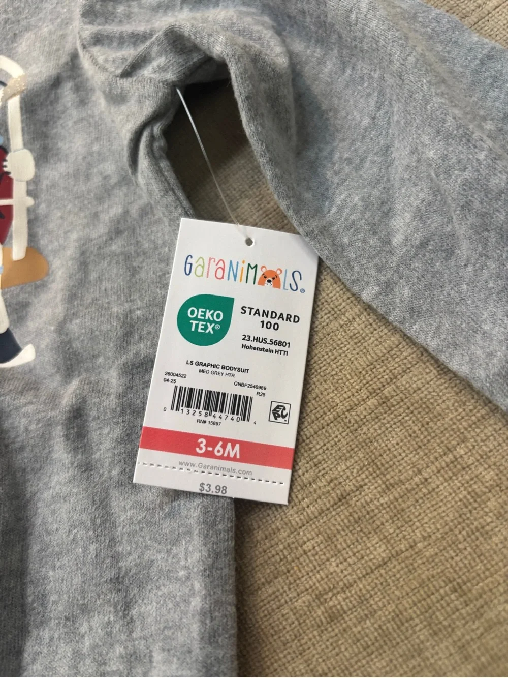 Garanimals Gray Long-Sleeve Bear & Friends Graphic Bodysuit